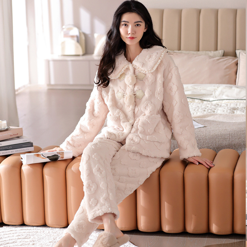 B17-New winter pajamas women's coral fleece long sleeves thickened plush warm simple cute home clothes two-piece suit female