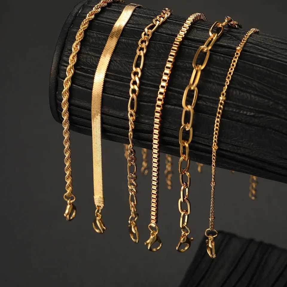 6Pcs Gold Color Bracelet Set Boho Retro Multilayer Thick Twist Cuban Chain Bracelet for Women 2024 Trendy Quality Jewelry Gifts XJ250707