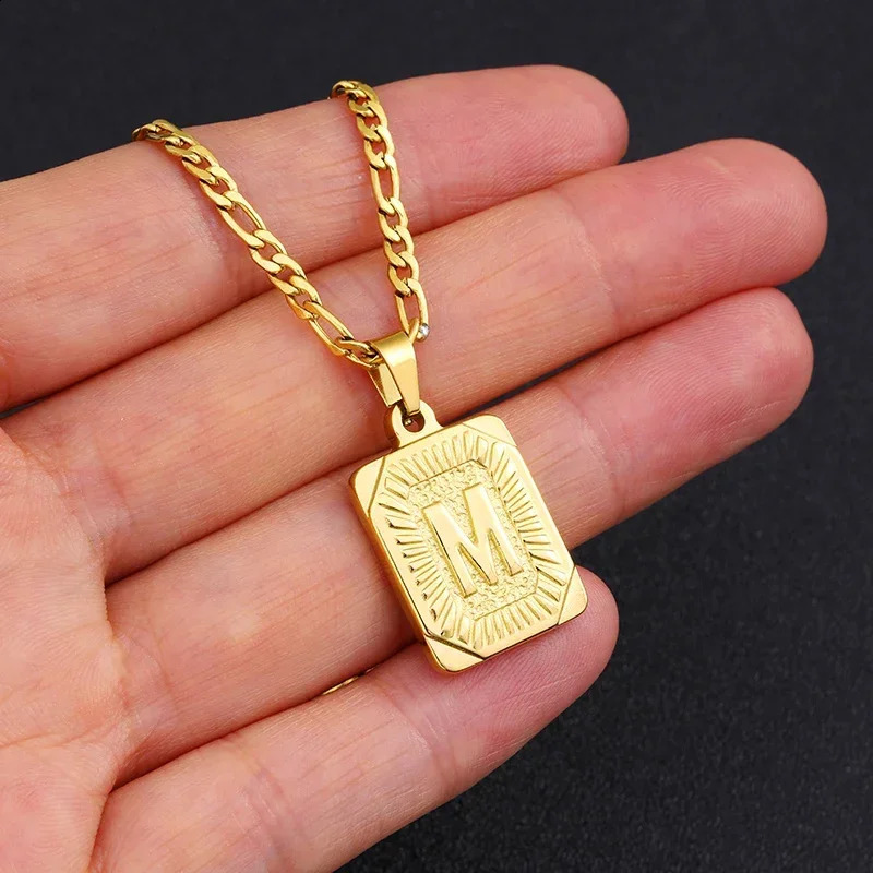 Fashion 26 Letter Gold Color Pendant Necklace for Men Women O Chain Link Charm Square Initial Choker Jewelry 241217