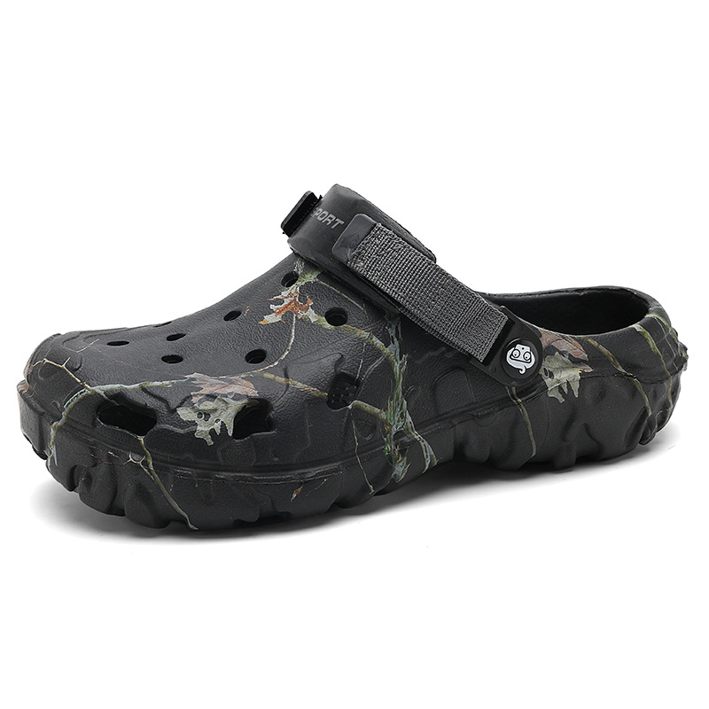 40-47 Summer Couples Sandals Men Outdoor Garden Clogs Hole Male Casual Shoes Fashion Water Shoes Comfort Home Soft Slippers