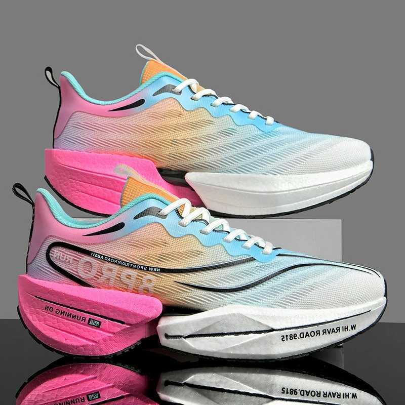 Running Shoes Specialty Carbon Plate Marathon Men Sports Breathable Lightweight Womens Comfortable Athletic Nonskid Sneakers W250521