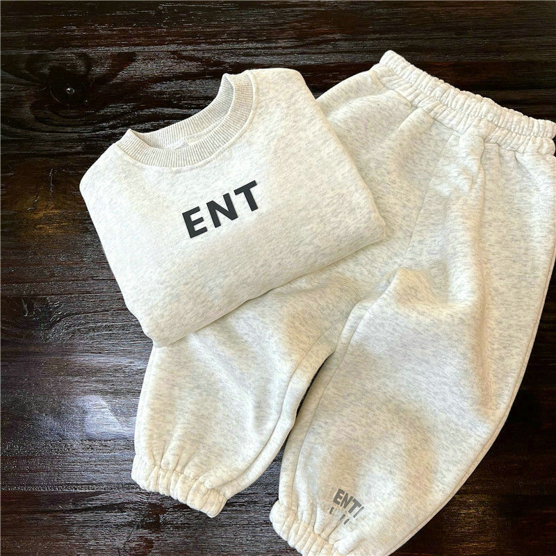 2026 New New Toddler Boys Clothing Set boys Winter Kids Baby Girl Clothes Sets Fleece Warm Tracksuit Children Crewneck Solid Sportsuit Outfits Jh896 D