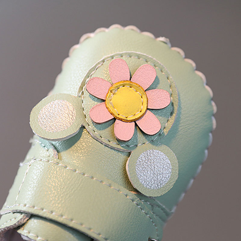 Baby Shoes Toddler 2025 Spring Soft Leather Anti Slip Casual Flats Cutefeet Infant Girls Dress Princess Shoes First Walkers Cute Flower Kids Shoes Siz