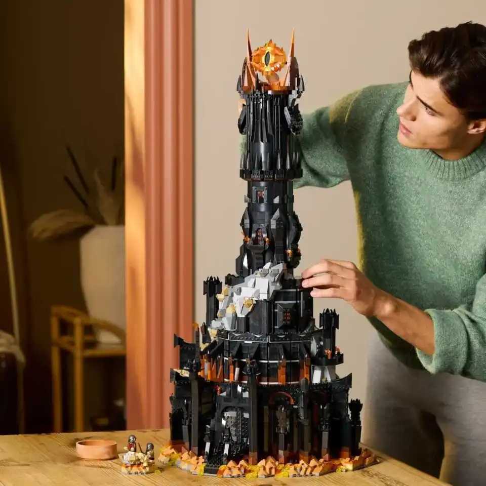 5471 pieces of creativity 10333 black tower model building block kit building block toys adult boys birthday Christmas gift X241218