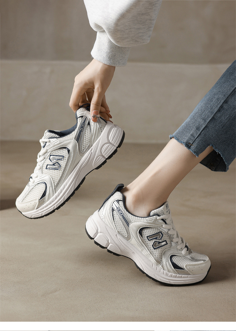 2025 new retro silver white daddy shoes female spring summer autumn light outdoor leisure travel running shoes super fire ootd