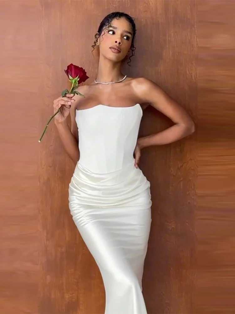 Sexy Red Satin Strapless Backless Women Corset Dress Fashion Waist Ruched Wrap Slim Dresses Autumn Ladies Evening Party VestidosXJ241218