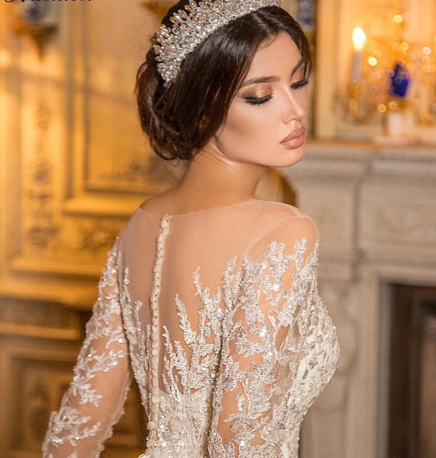 Church Urious Wedding Dress Illusion Neck Beading Embroidery Lace Long Sleeves Court Train Bridal Bride Gowns Arabic Dubai Vestidos De Novia