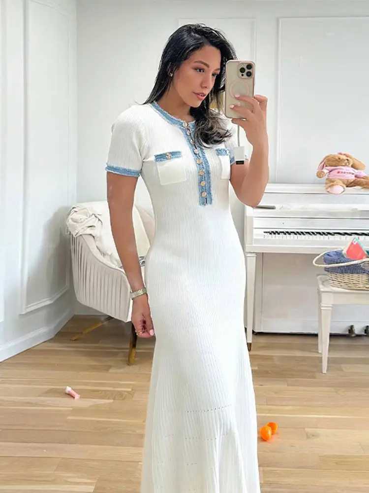 Ele Contrast Single Breasted Knitted Slim Long Dresses Fashion O neck Pocket Pleated A Line Robes New Lady High Street DressXJ241218