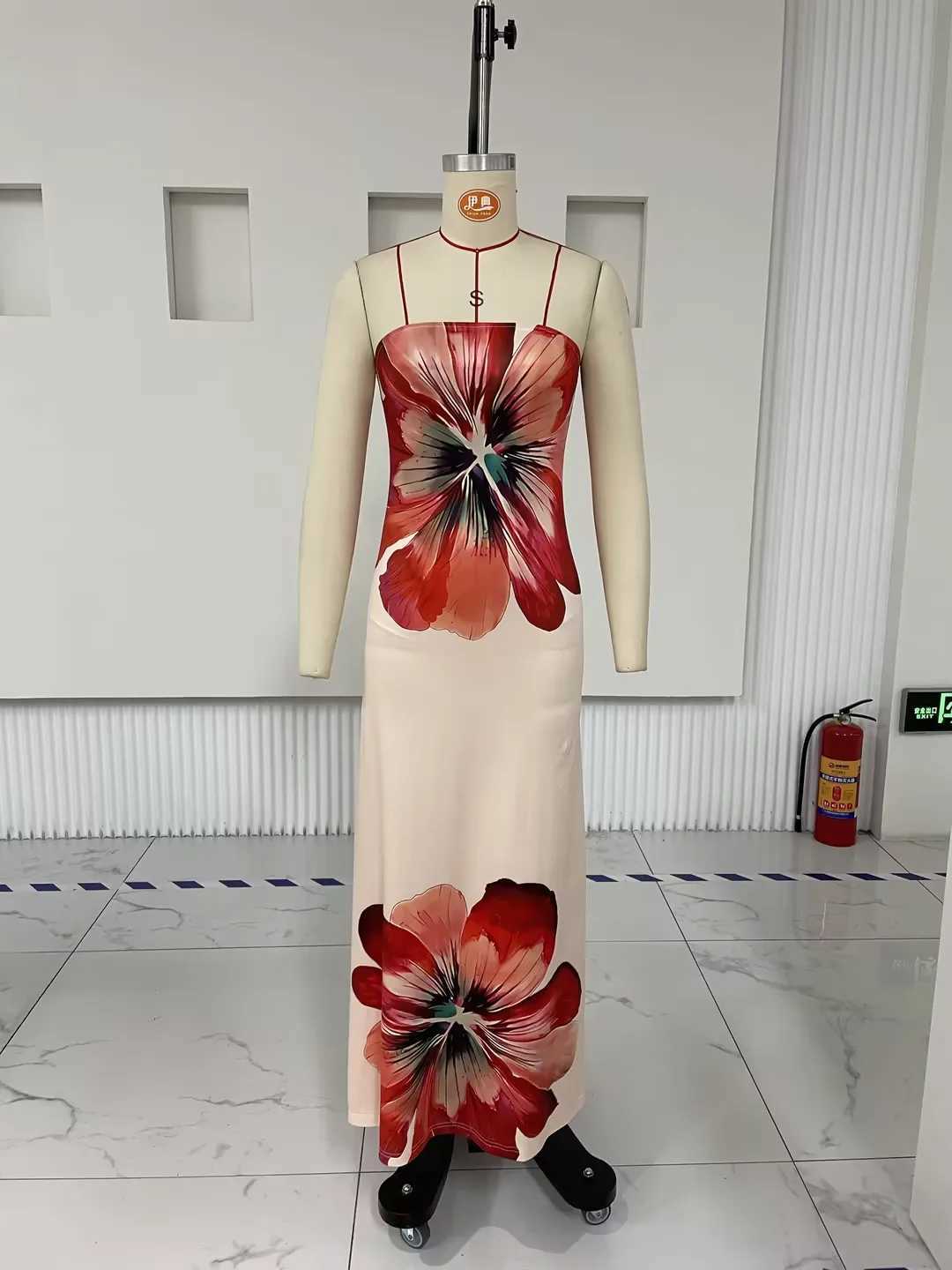 hirigin Women Y2K Floral Print Tube Maxi Dress Graphic Strapless Backless Long Dress Vintage Off Shoulder Summer SundressXJ241218