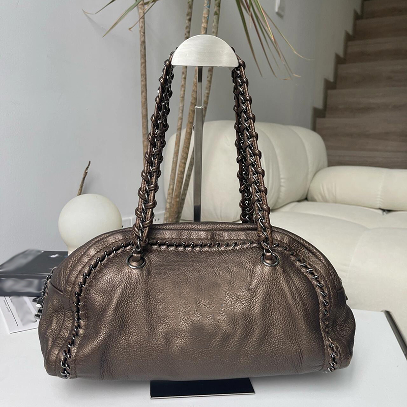 Vintage Cowhide Bowling Bag Designer Womens Shoulder Bag 33cm Leather Classic Print Matelasse Chain Hand Crossbody Bag Large Capacity Shopping Bags Underarm Bags