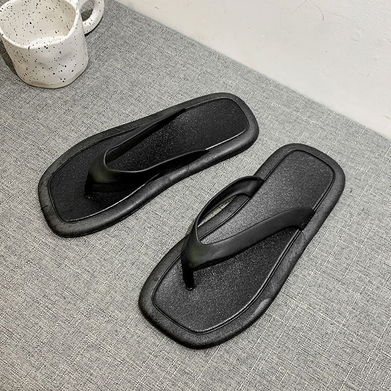 Free shipping for womens mens summer fashionable flip flops with flip flops grey brown black Non slip flat slippers