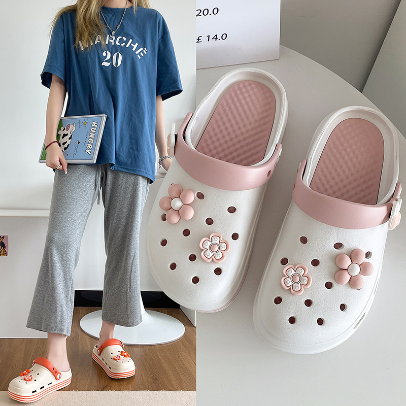 Summer Women's Hole Shoes Thick Soft Sole Anti Slip Garden Shoes Fashion Women's Sandals Wear Anti Slip Summer Beach Shoes 2025