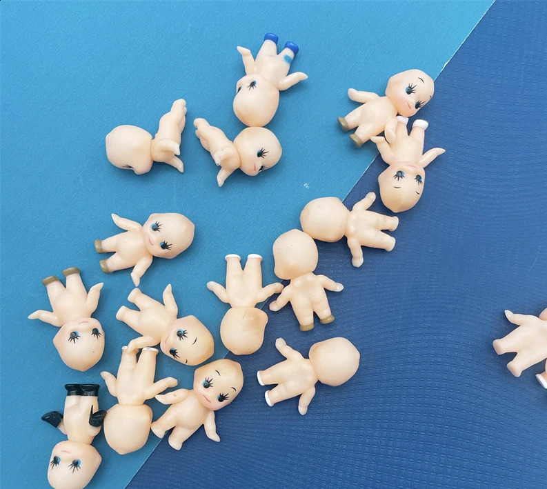 50PCS/lot Japanese Famous Cartoon Baby Doll 3CM Lovely Pvc Kewpie Angel Doll Kids Toys Collection Birthday Gift Home Decoration 241218bj