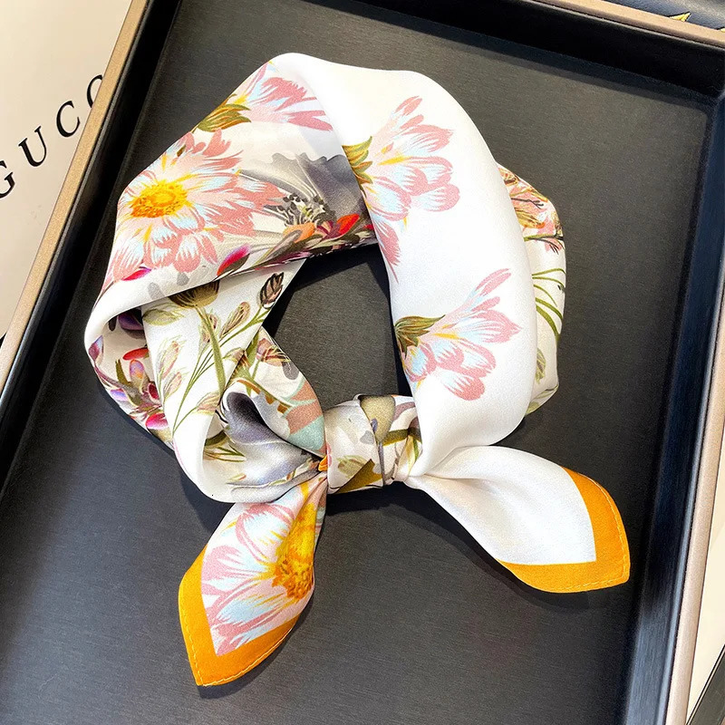 12MM 100% Mulberry Silk Scarf Women Floral Print Bandana Foulard Female Square Neckerchief Natural Scarves SD0265 241218
