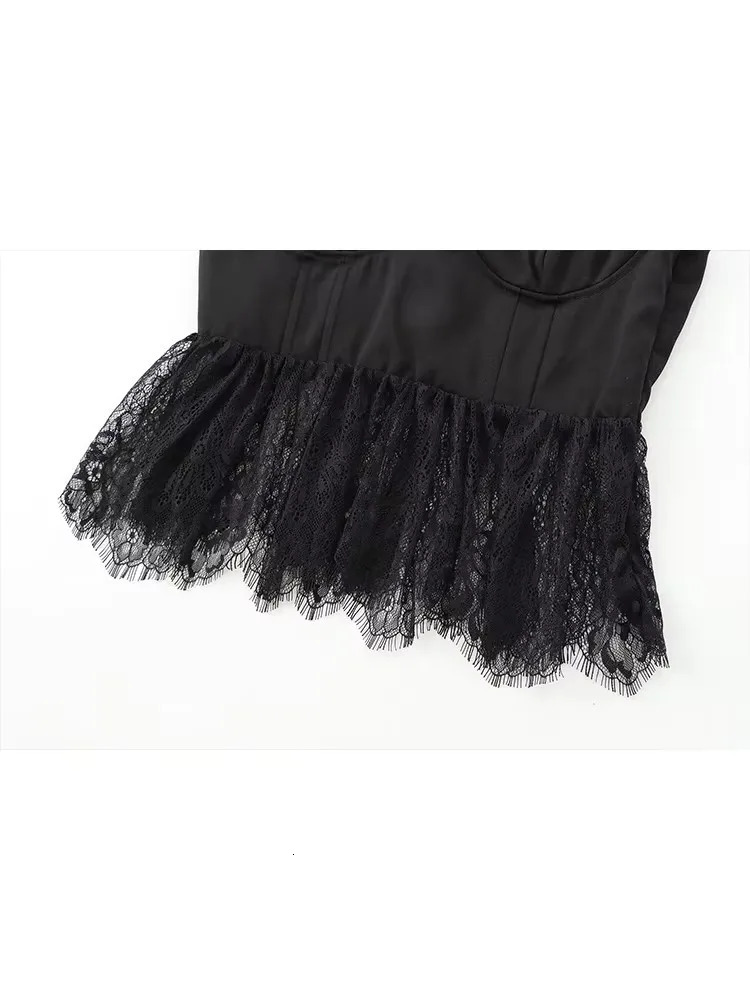 TRAF Fashion Women Lace Patchwork Tops Female Sleeveless Oneck Backless Shirt Elegant Sweet Black Club Party 241216