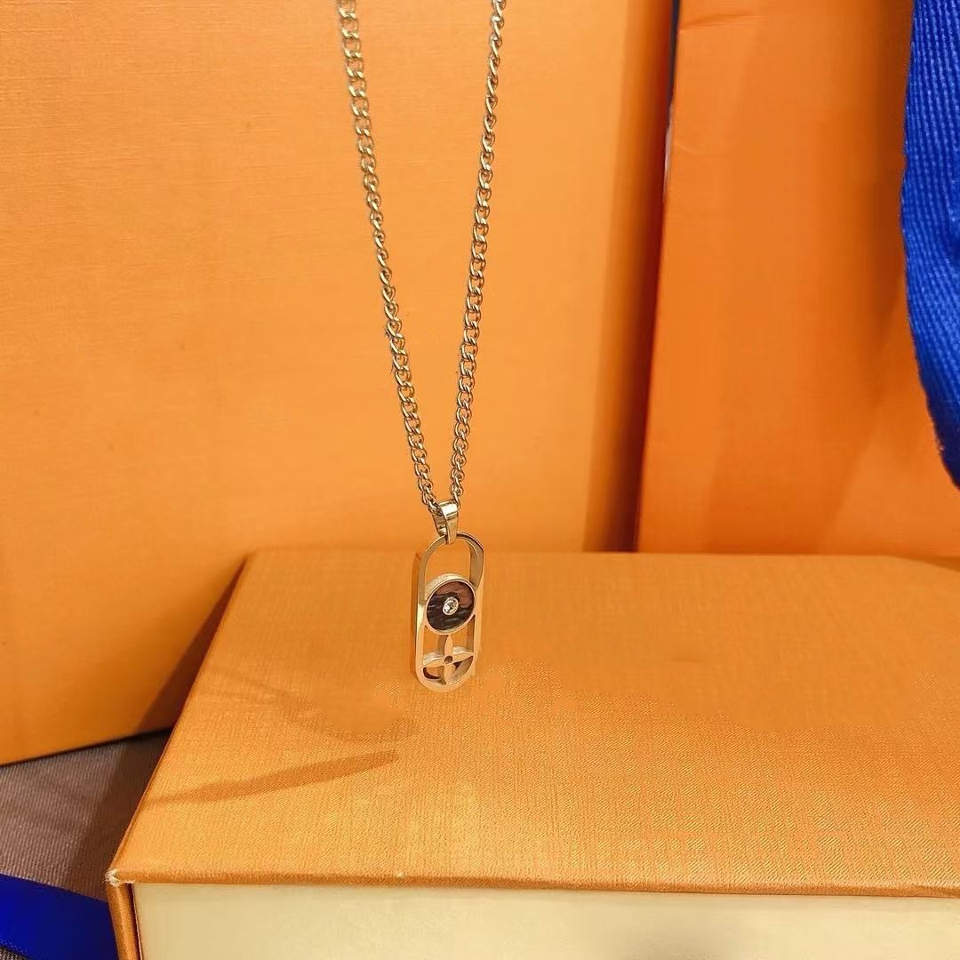 Pendant Necklaces N… - image