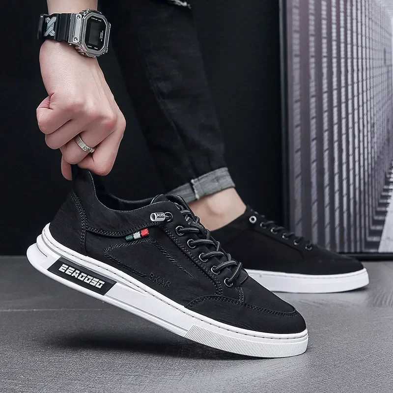 High Quality Mens Casual Sneakers Lace Up Trendy Casual Brand Flat Shoes for Men Summer Comfortable Canvas Shoe Tennis Men T241217