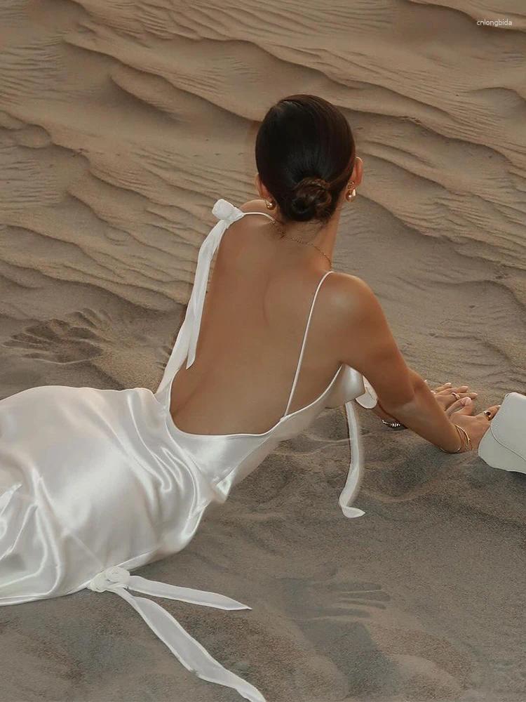 Casual Dresses Elegant White Satin Backless Maxi Dress For Women Sexy Bodycon Sleeveless Tassels Pleated Long Vocation Beach Party Robe