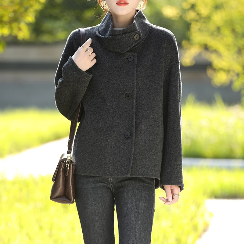 Womens Short Coat Pure Wool AutumnWinter Warm and Thickening Top Solid Color Cute Comfortable Outerwear 241217