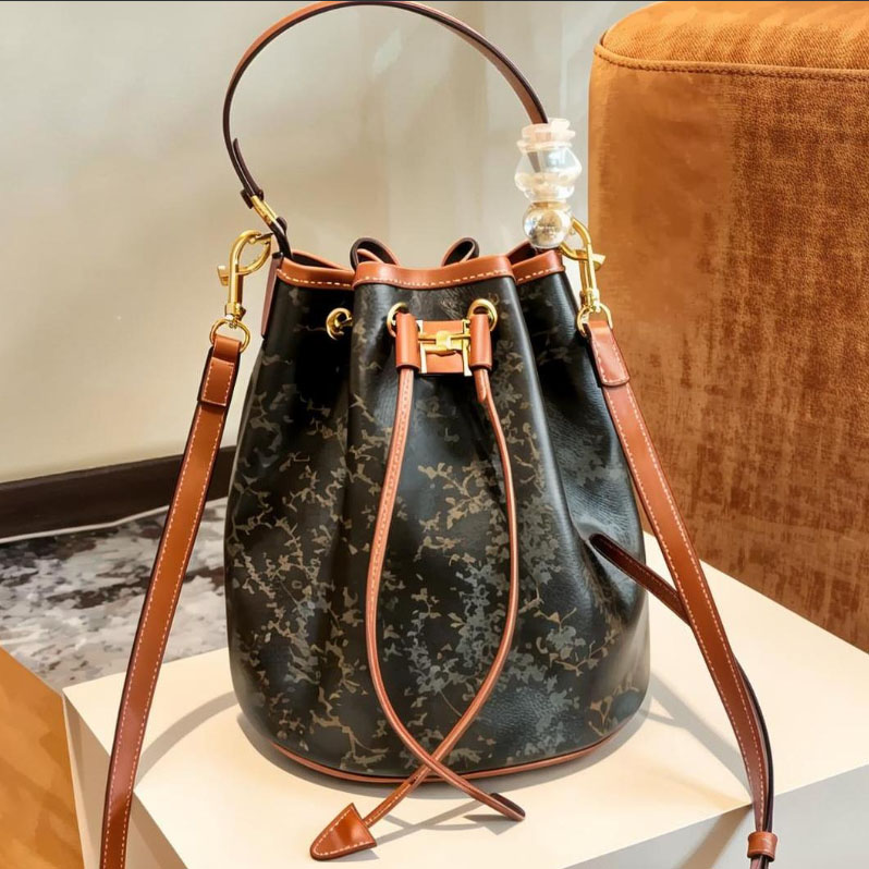 High Quality Designer Bag Women Crossbody Bag Drawstring Bucket Bag Durable Waterproof Shoulder Bag Men Tote Large Luxury Shoulder Handbag With Adjustable Straps