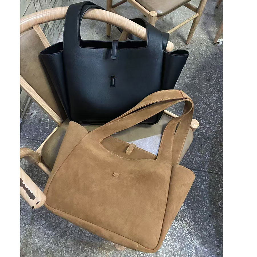 Designer women's bag Alphabet Geometry popular casual shoulder bag Premium hobo All-in-one Tote Bag Fashion Commuter straddle bag