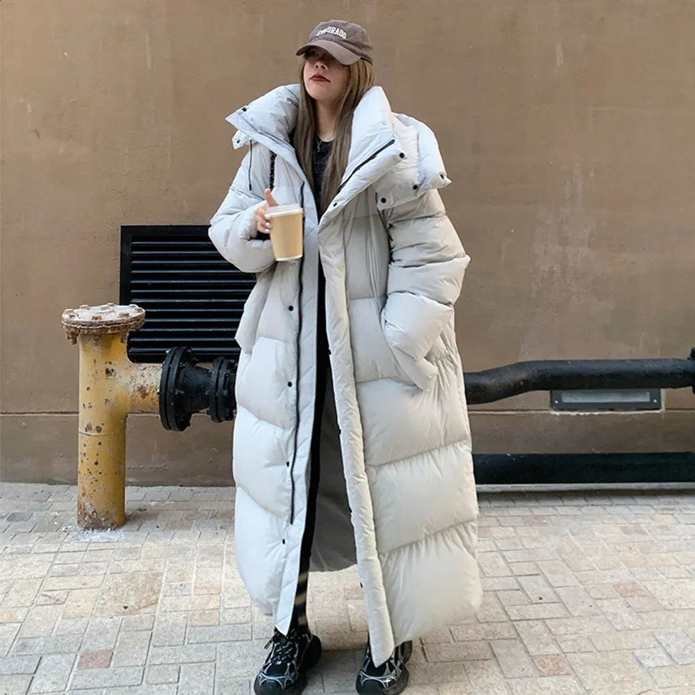 Winter Down Jacket Womens Long Padded Jackets White Duck Feather Oversized Coat Korean Hooded Lightweight Puffer for Female 241213