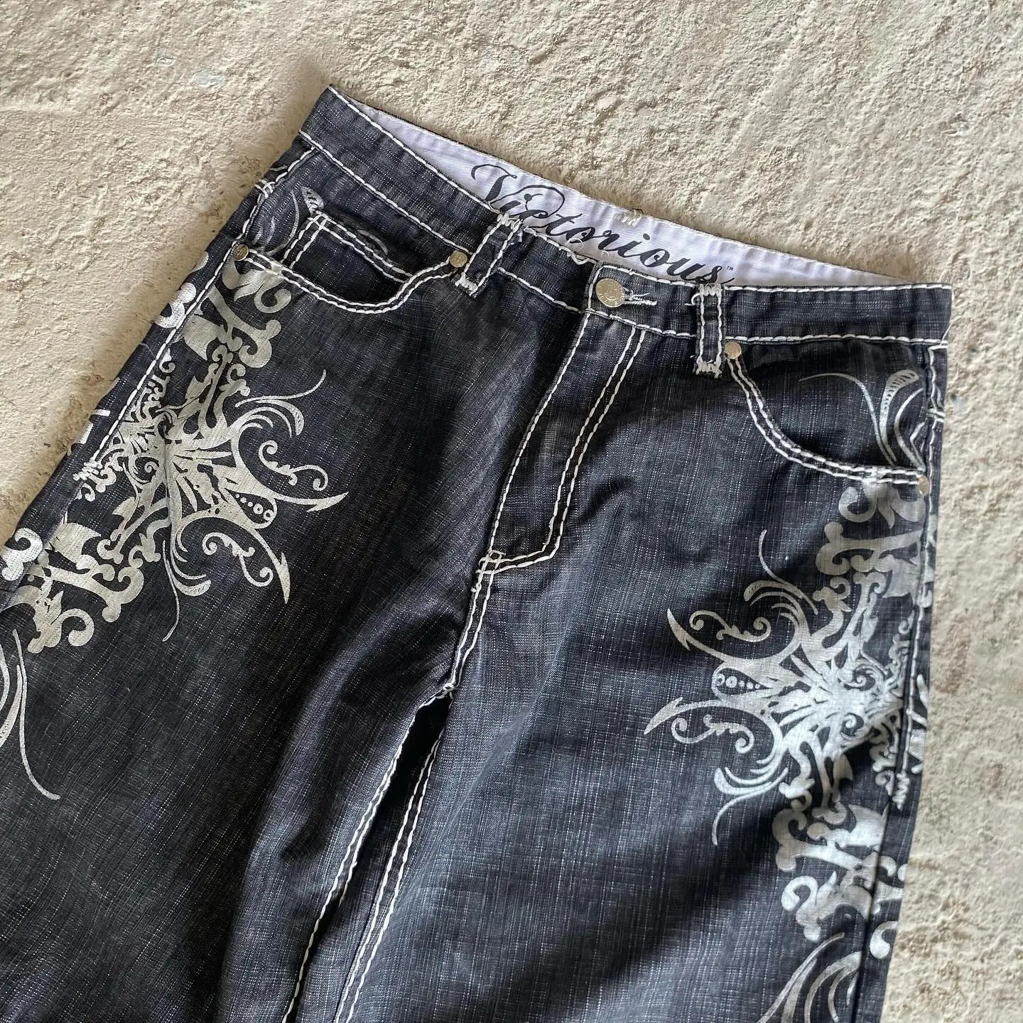 America Retro Gothic Pattern Embroidery Baggy Shorts Y2k Personality Print Casual Denim Short Fashion Men Women Jorts 241217