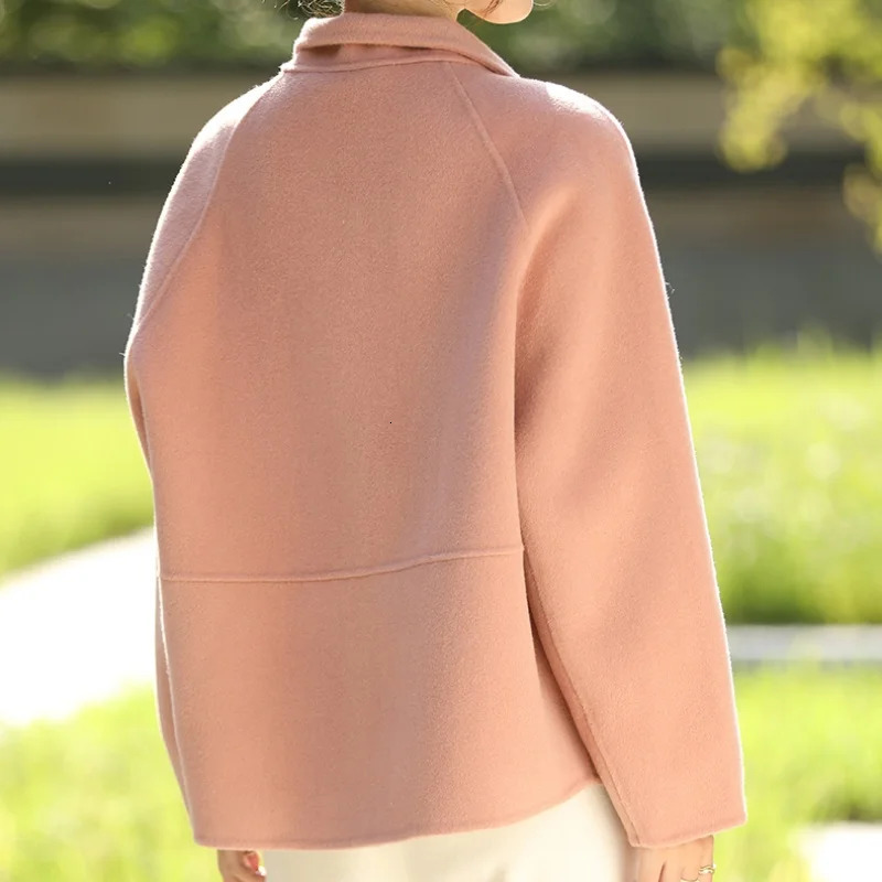 Womens Short Coat Pure Wool AutumnWinter Warm and Thickening Top Solid Color Cute Comfortable Outerwear 241217