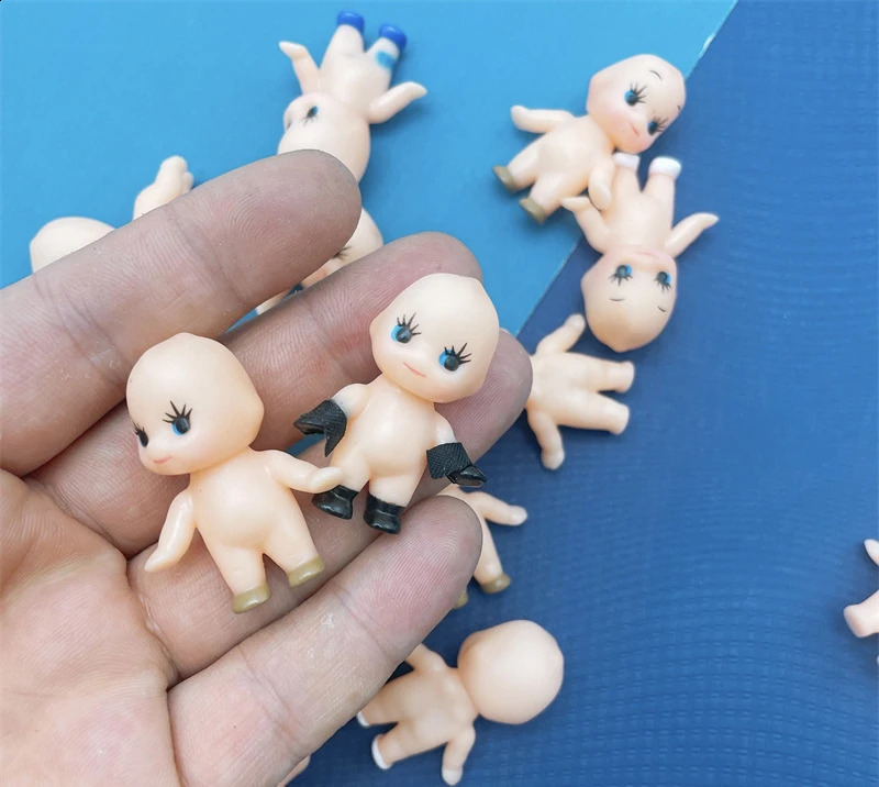 50PCS/lot Japanese Famous Cartoon Baby Doll 3CM Lovely Pvc Kewpie Angel Doll Kids Toys Collection Birthday Gift Home Decoration 241218bj