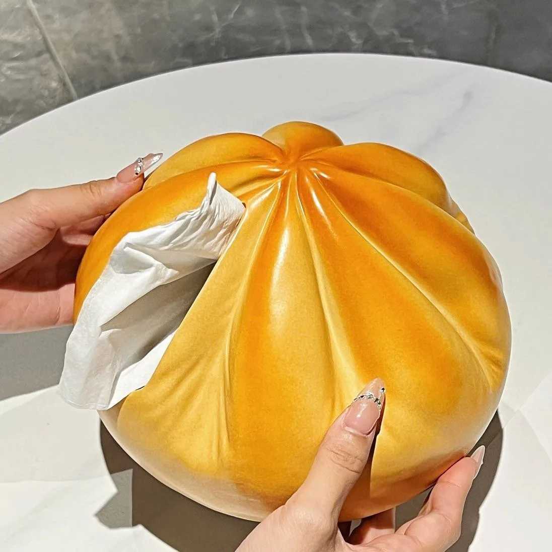 Nordic Toast Bread Tissue Box Artistic Creative Storage Ornaments Car Gift Paper Living Ro Ceramic Luxury He Decoration Y241218