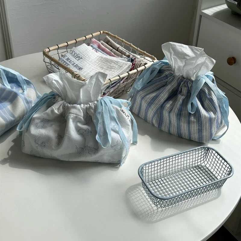 Blue striped brushed tissue bag storage bag napkin paper box organizer Nordic decorative accessories Y241218