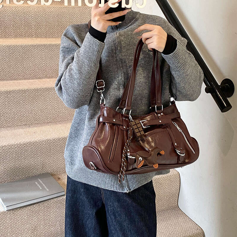 Shoulder Handbag for Women Tote Purses Motorcycle Armpit Bags Niche Design Girl Commuting Large Capacity Bag Textured Crossbody Bag