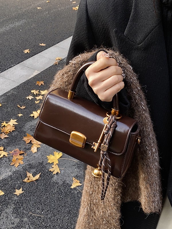 Womens Designer Bags - Stylish Black & Brown Oil Wax Leather Handbag, Single Shoulder Or Crossbody, Ideal Casual Bag For Women New Free Delivery Desig