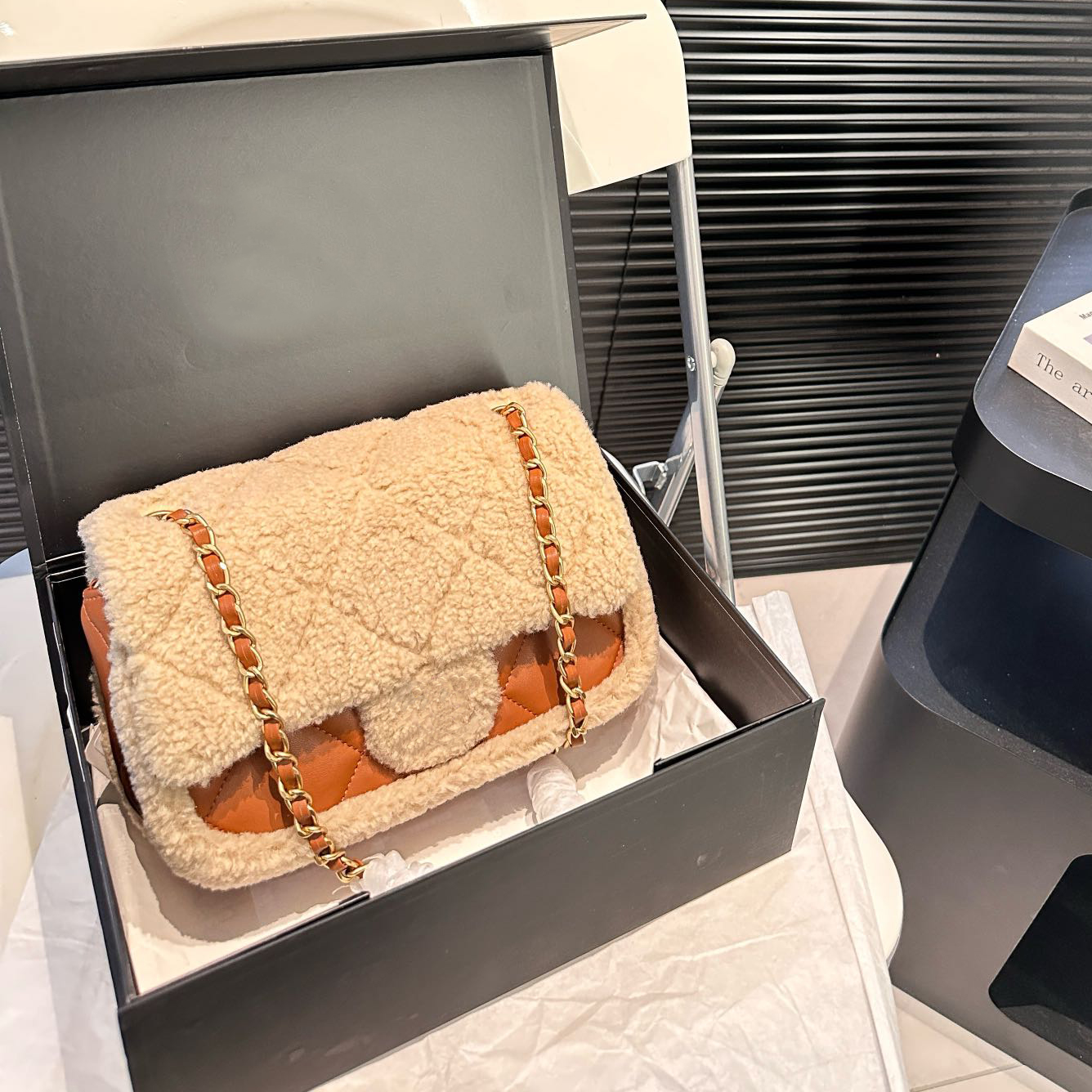 24k Luxury Teddy Bear Cf Cover Bag Putian Le boy Designer Women Shoulder Bag Goat Hair Leather Makeup Bag Gold Metal Buckle Adjustable Chain Crossbody Bag Fashion 25cm