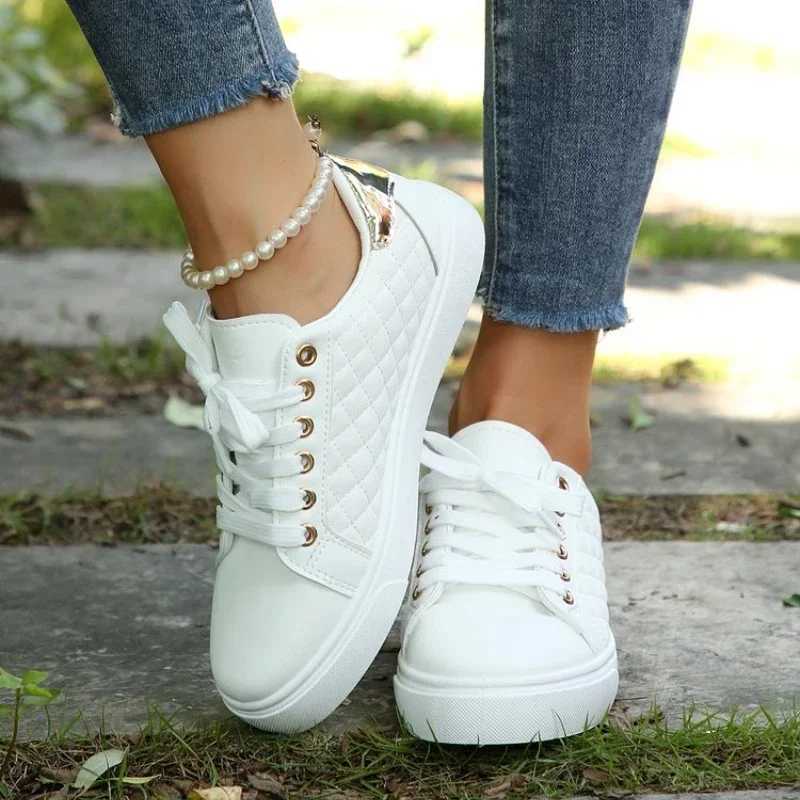 Size 35-41 2024 Women White Sneakers Spring Autumn Womens Fashion Black Lace-up Soft Sold PU Leather Shoes Ladies Casual Shoes Y241217