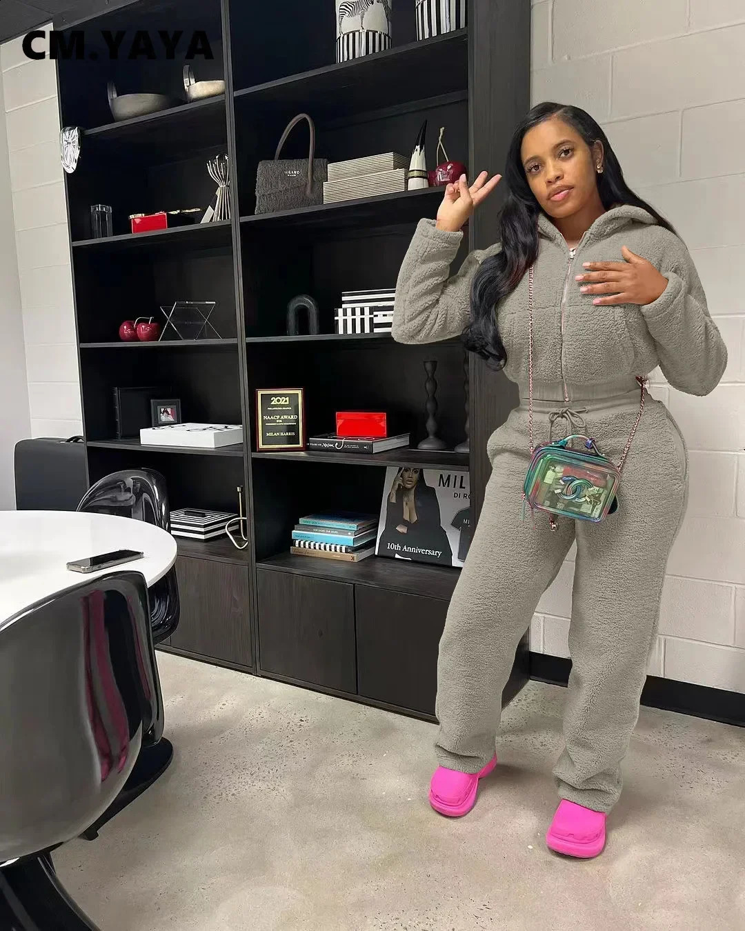 CM. YAYA Fashion Fleece Womens Long sleeved Hooded Sweatshirt and Running Pants Two piece Sportswear Set 241217