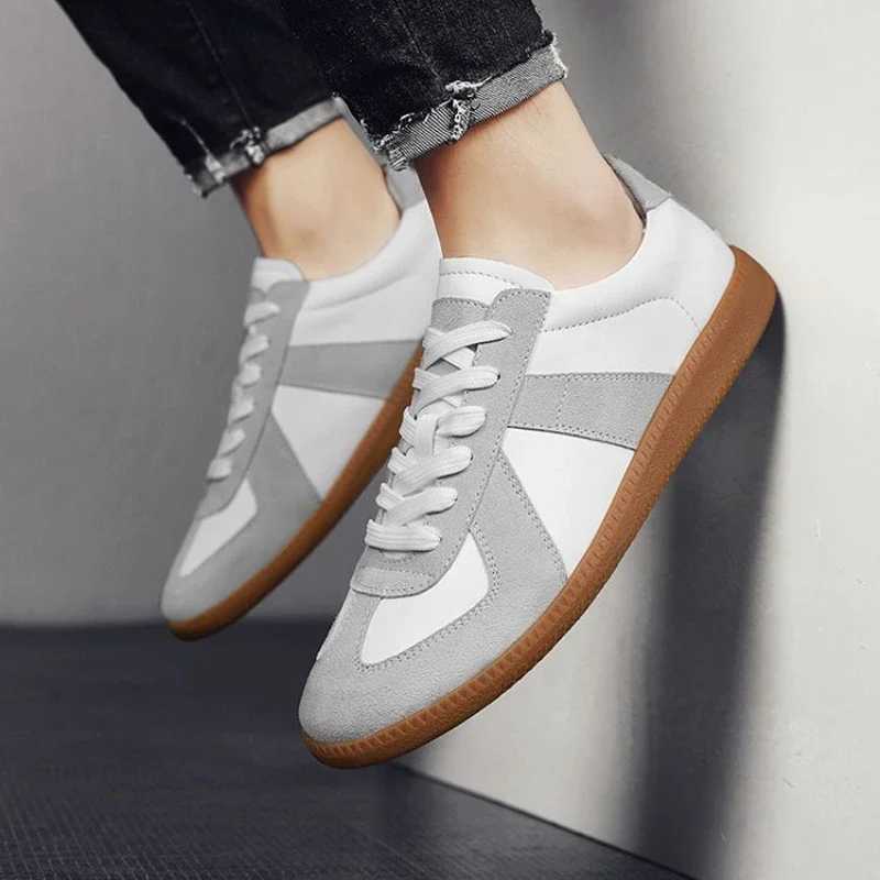Patchwork Vintage Casual Sports Shoes for Men Leather Hiking Sneakers Women Platform Walking Athletic Shoe Unisex White Loafers Y241217
