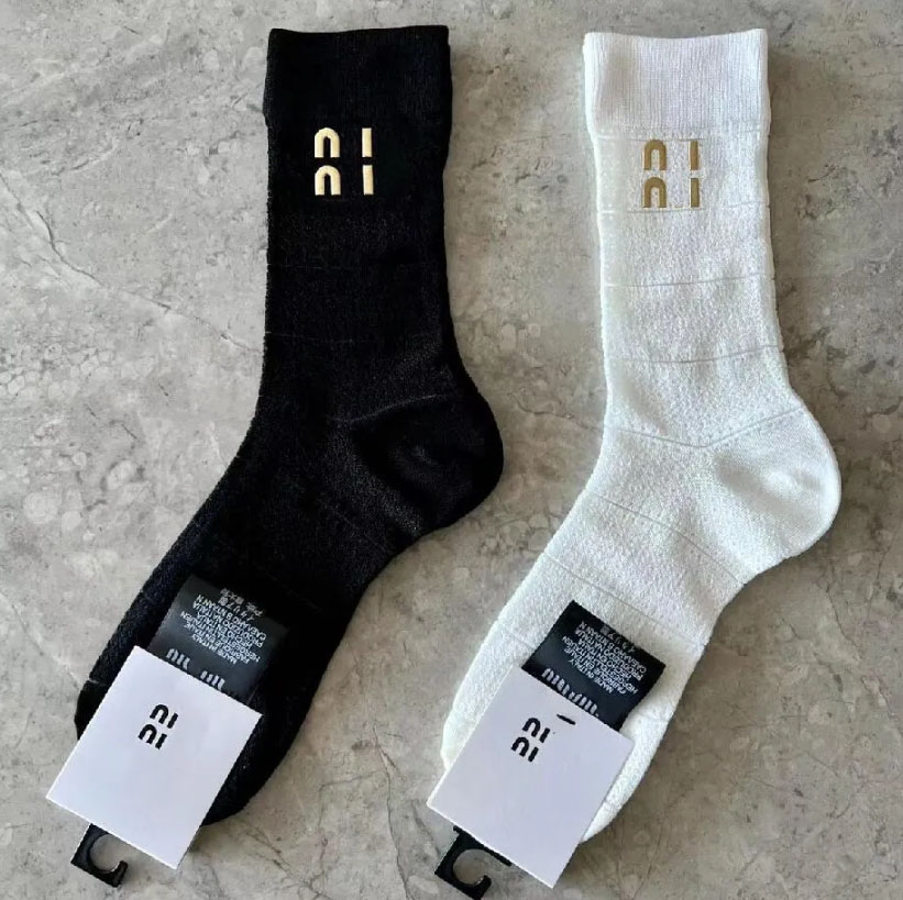 Spring Summer Women's Designer Thin Letter Printing Socks Female Black White Middle Tube Cotton Socks Lady