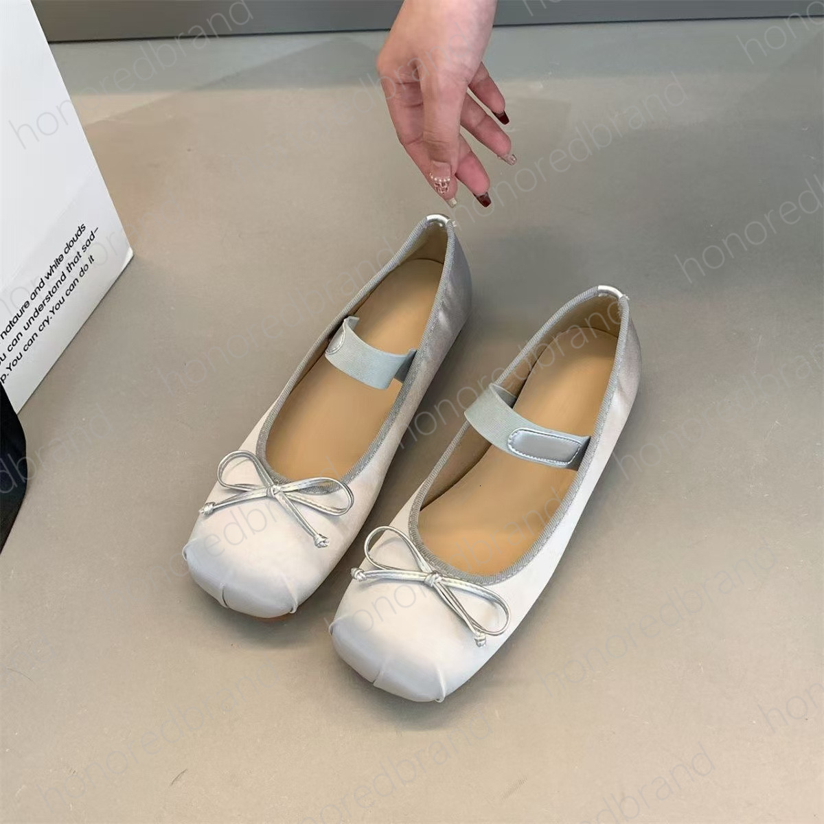 LUXURY Paris Ballet Fashion Designer Professional Dance Shoes Satin ballerinas Bowknot Shallow Mouth Single Shoe flat sandals for women ff