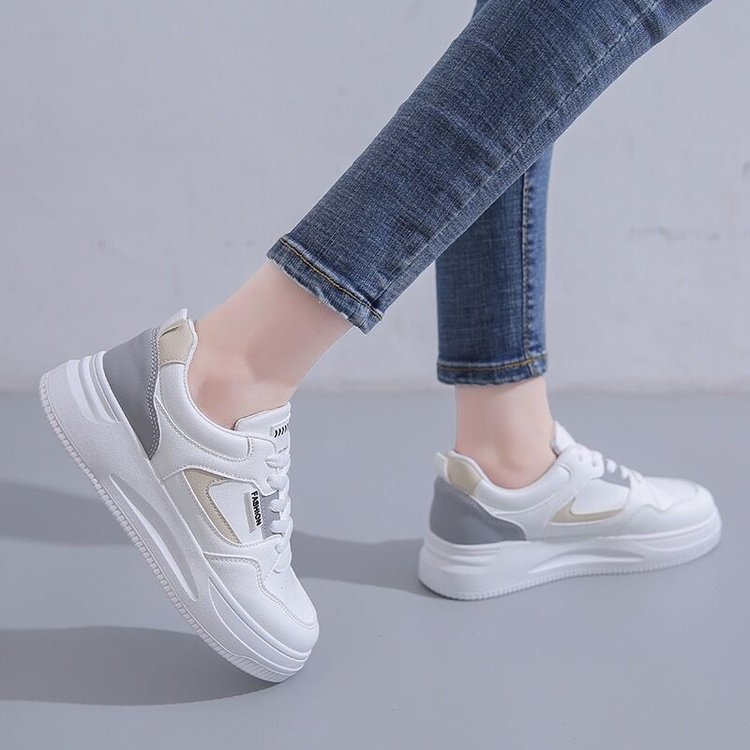 Korean version of small white women 2025 hot spring and autumn new breathable thick sole board lace-up designer women's shoes