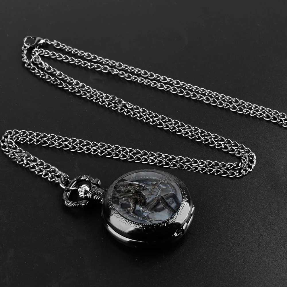Alien Xenomorph Design Unique Gifts Vintage Arabic Numerals Quartz Pocket Necklace Pendant Clock Chain Men Gifts for BoysXJ241219