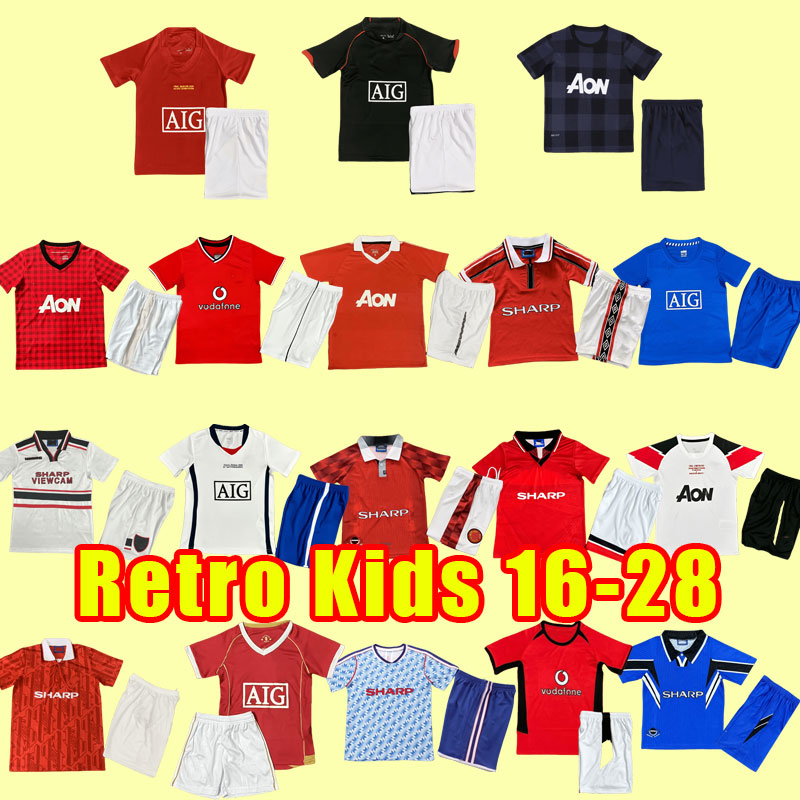 Kids Child Retro Soccer Jerseys Ronaldo Rooney Giggs Nani Home Away Scholes Tevez BERBATOV VIDIC Vintage Classic uNitEd manchestees Football shirt enfatns