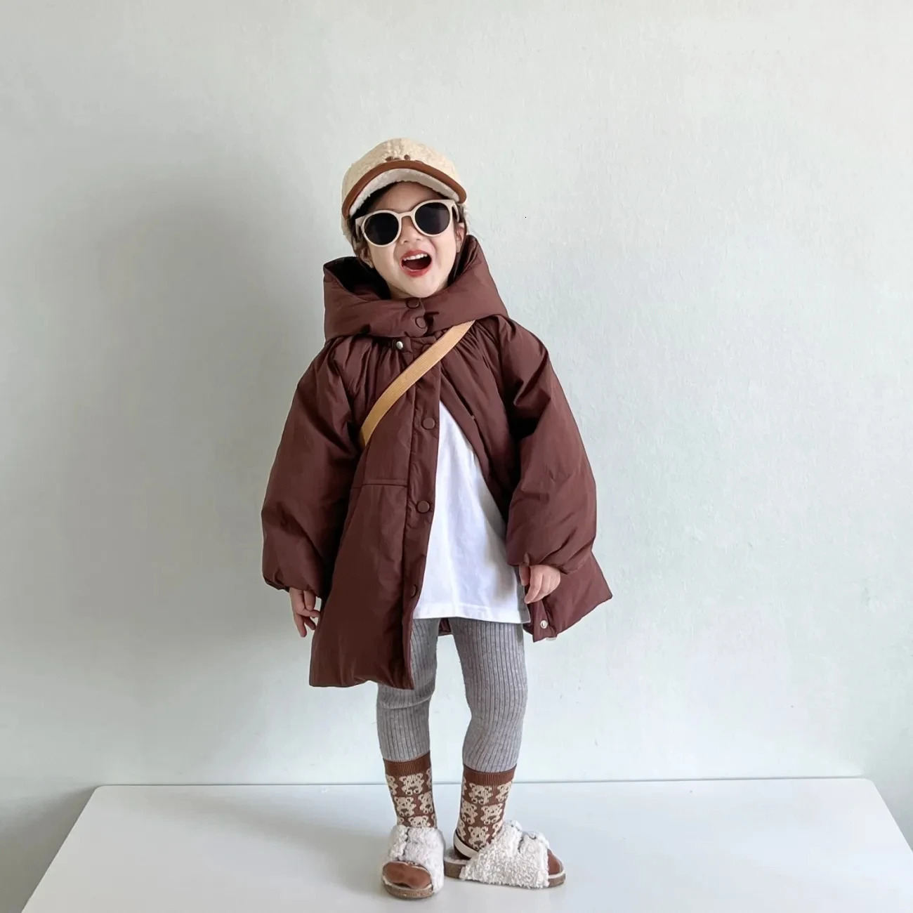 Childrens Down Jacket Winter Boys and Girls Thickened Down Jacket Korean Kids Baby Loose Hooded Jacket 241218