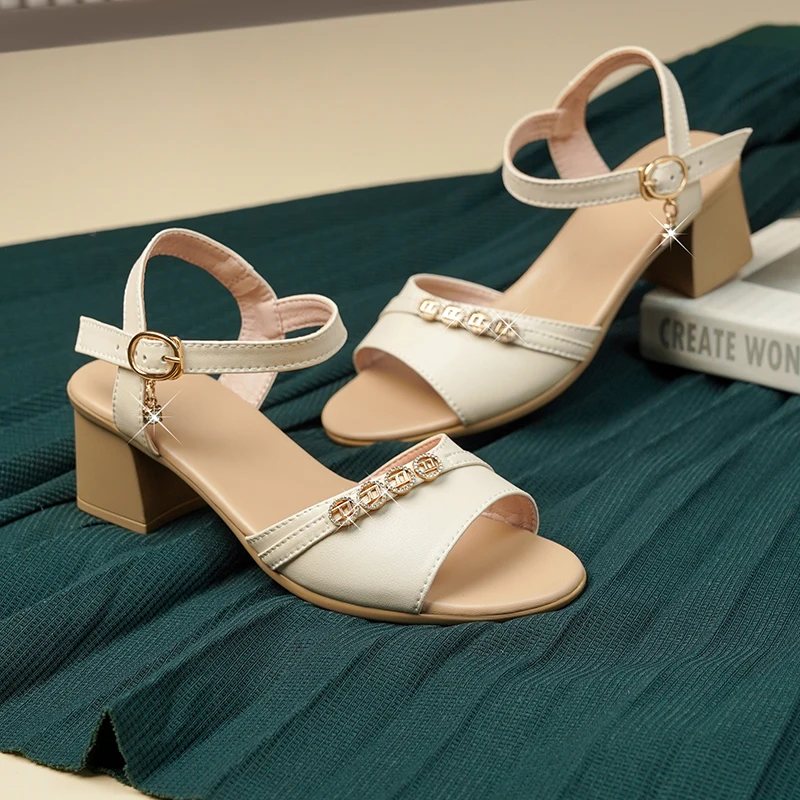 AIYUQI Women's Summer Sandals 2024 New Fashion Rhinestone Women's Sandals Fashion Women's Roman Sandals