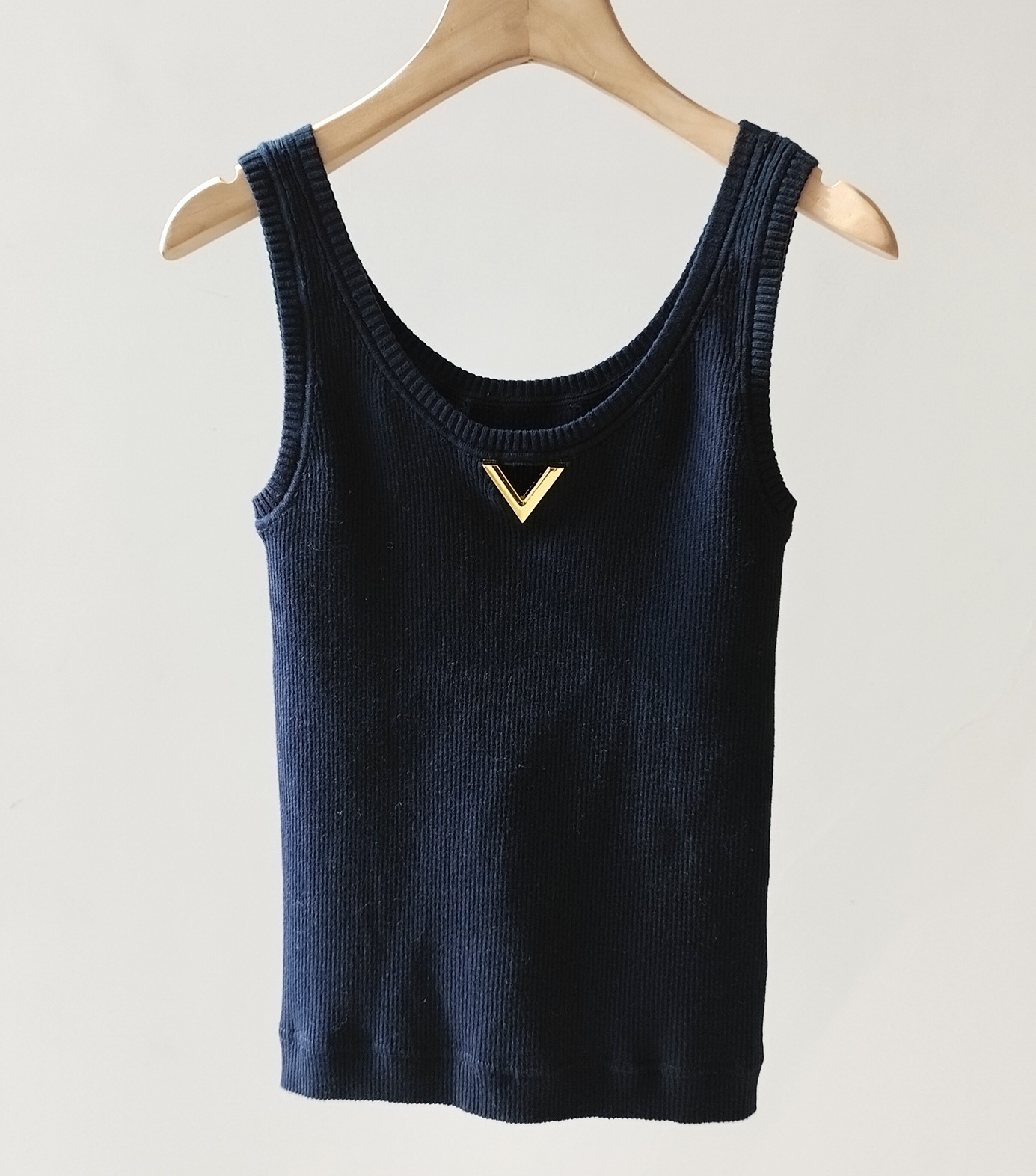 Women's Tanks & Camis Metal Hollow Out Cotton-Blend Tank Top Shorts Designer T Shirts Yoga Suit Knitted Fiess Sports Bra Mini Femme Cropped ;Ladi