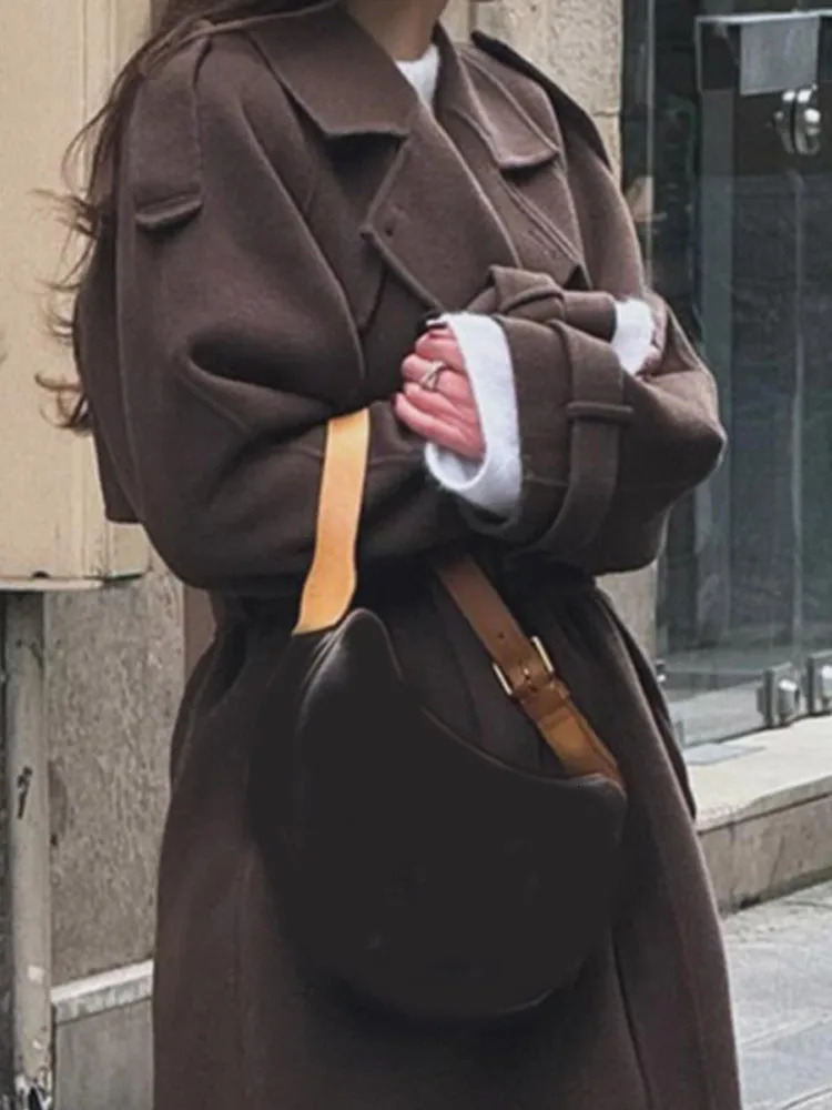 Elegant Brown Doublebreasted Woolen Overcoat With Belt Women Long Sleeve Loose Lapel Casual Coat Autumn Warm Commute Outwear 241217