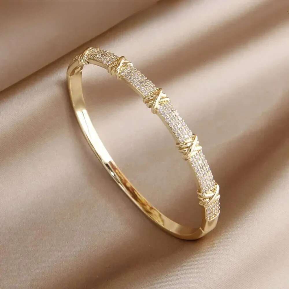 Bangle 2023 Design Knot Open Bangles bracelets for Women Fashion Brand Jewelry Delicate 231219