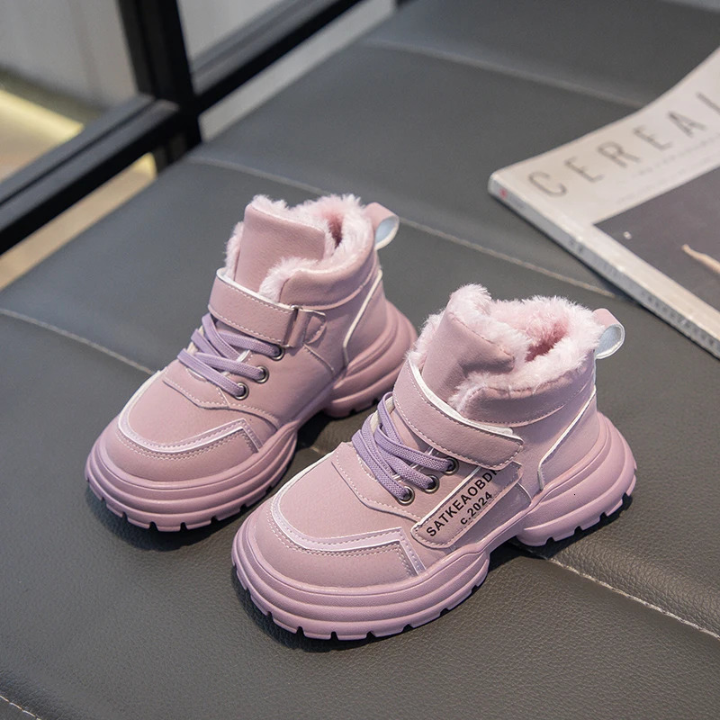 Boys Girls Sports Boots with Fur Kids Ankle Boots Warm for Winter Fashion Sweet Students Short Boots Non-slip Soft Sole 241219