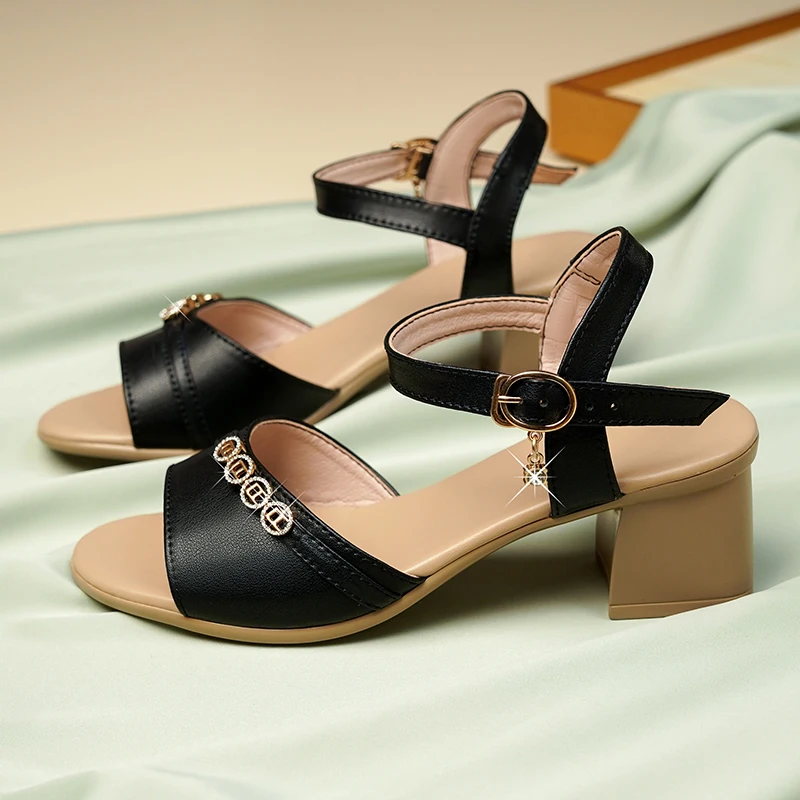 AIYUQI Women's Summer Sandals 2024 New Fashion Rhinestone Women's Sandals Fashion Women's Roman Sandals