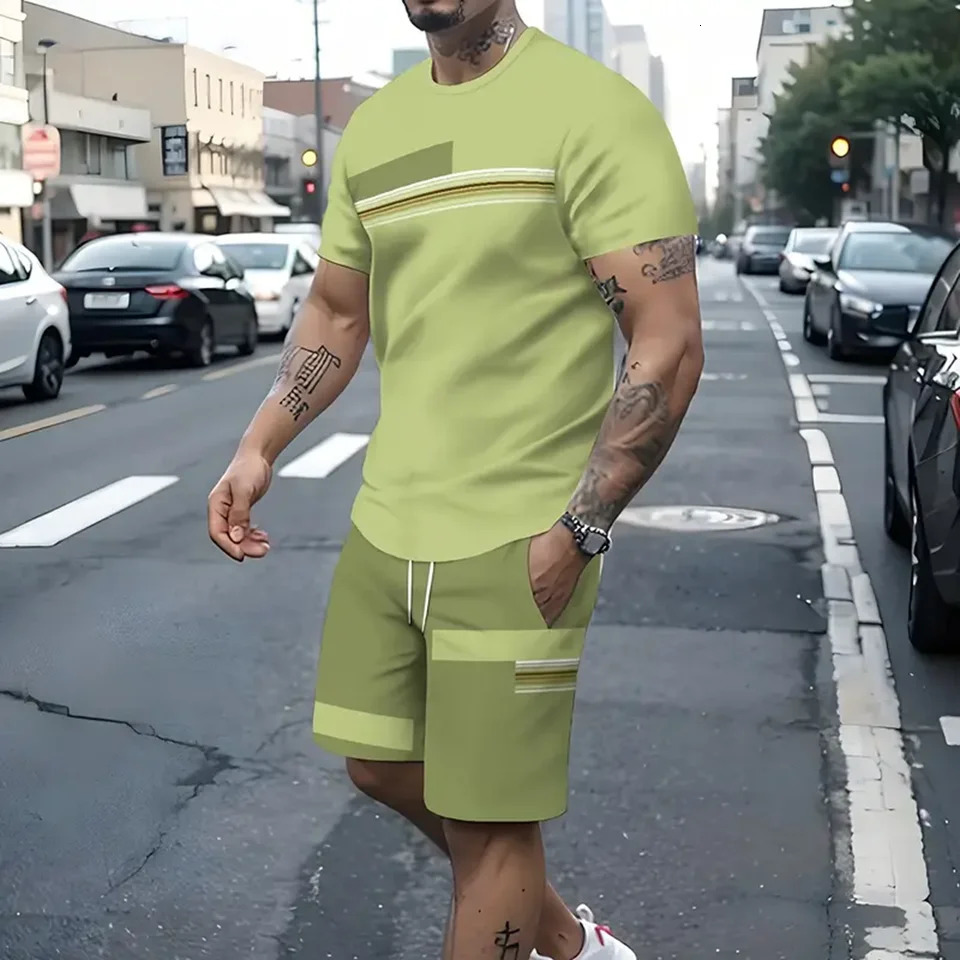 Summer Casual Round Neck ShortSleeved TShirt Fashion Shorts Suits Summer Loose Mens TwoPiece Sets Sportwear 2024 n 241218